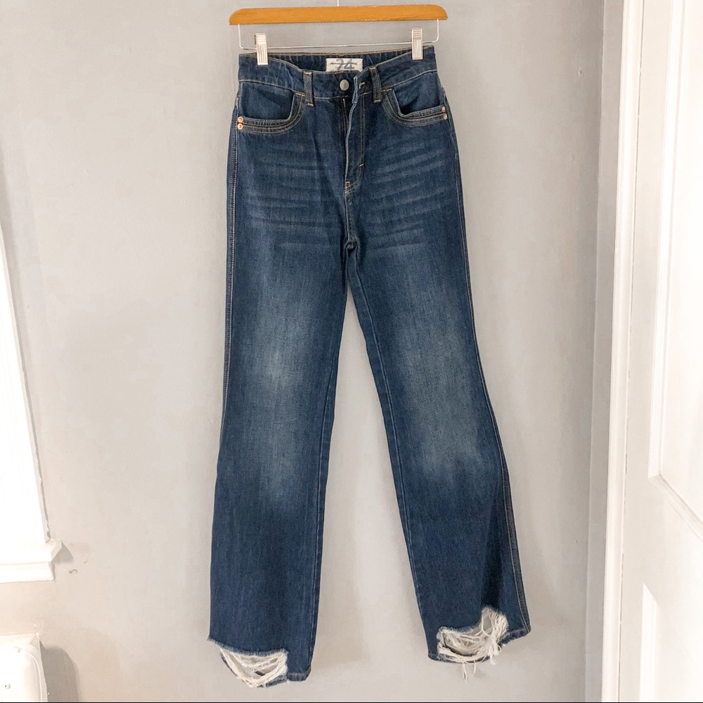 We The Free Straight Leg Frayed Hem Jeans Dark Wash NWOT 24